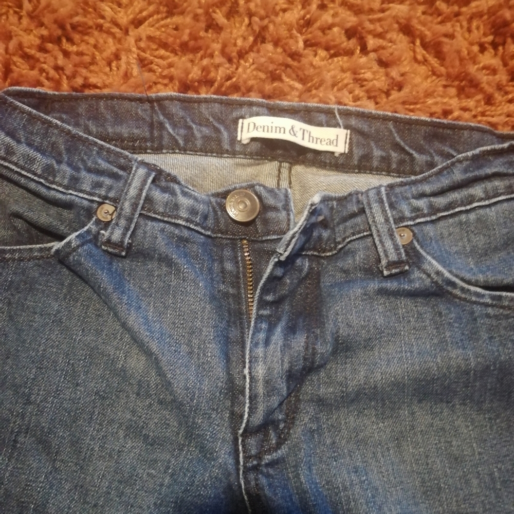 Denim and thread jeans 26